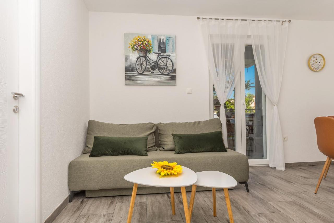 Makarska Dalija Lägenhet Exteriör bild